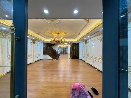 Bán nhà KĐT Geleximco ô tô tránh vỉa hè rộng vị trí đẹp dt 126m 5t mt 9m giá 22 tỷ