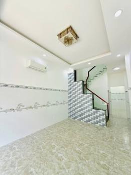 Nhà Đường Trần Bình Trọng Phường 1 Quận 10.