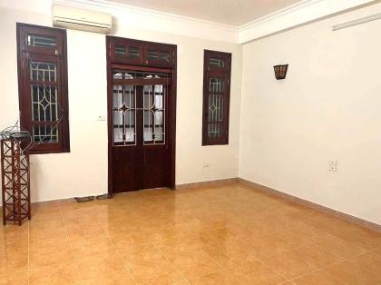 Cho thuê nhà liền kề Văn Quán 80m x 4 tầng giá 18 triệu 0903409888