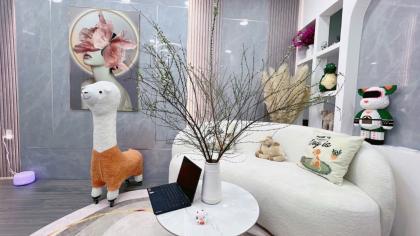Chính Chủ - Đã Hoàn Công , DT 21M2 , 4 Tầng Đúc Với 3 PN,3WC -  Lý Chính Thắng