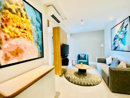 Cần bán căn hộ Zenity Q.1 :  - Diện tích 77m2 - 2PN 2WC  - Tặng full nội thất - Đã có sổ hồng - Giá bán 8,5 tỉ