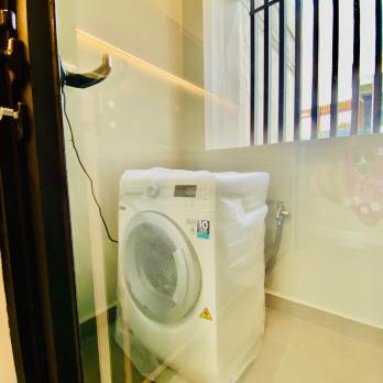 Cần bán căn hộ Zenity Q.1 :  - Diện tích 77m2 - 2PN 2WC  - Tặng full nội thất - Đã có sổ hồng - Giá bán 8,5 tỉ
