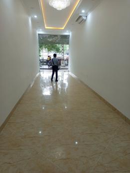 Bán nhà số 22 mặt phố Hương Viên, Hai Bà Trưng, View Hồ, 75m2, 5 tầng, thang máy, KD.