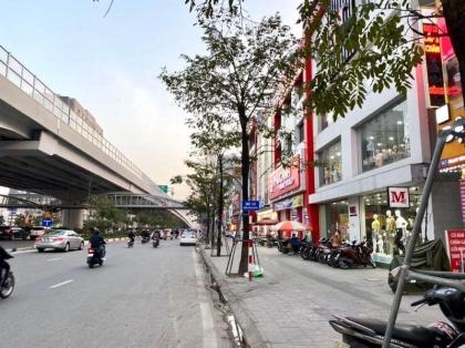 Bán Tòa BUILDING Mặt Phố Phạm Văn Đồng 167/200m, 8Tầng (+Hầm), MT 11m 125 Tỷ