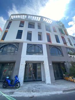 NHÀ MẶT TIỀN KÊNH TÂN HÓA – P.14, Q.6 – VỊ TRÍ ĐẸP, NHÀ XÂY MỚI, CÓ THANG MÁY – GIÁ TỐT CHỈ 10 TỶ