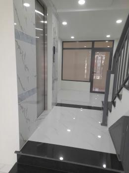 NHÀ MẶT TIỀN KÊNH TÂN HÓA – P.14, Q.6 – VỊ TRÍ ĐẸP, NHÀ XÂY MỚI, CÓ THANG MÁY – GIÁ TỐT CHỈ 10 TỶ