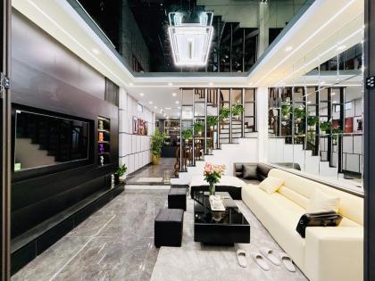 Bán nhà gần đường Minh Khai, Hai Bà Trưng, 54m2, 4 tầng, MT 4.3m, nhà đẹp full nội thất
