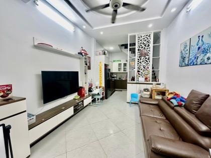 Bán nhà Khương Đình, Thanh Xuân, 5 tầng dân xây, nhà đẹp gần phố