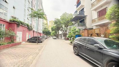 Cần bán Biệt thự Mễ Trì, Nam Từ Liêm, giá tốt, 2 căn liền nhau 216m, MT17.6m