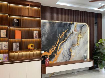Bán nhà Phạm Văn Đồng, 45m2, phân lô, ô tô tránh, nội thất chủ tặng,  nhỉnh 8tỷ.