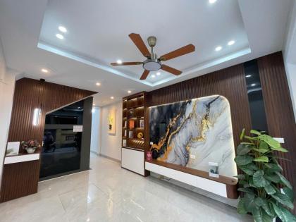Bán nhà Phạm Văn Đồng, 45m2, phân lô, ô tô tránh, nội thất chủ tặng,  nhỉnh 8tỷ.