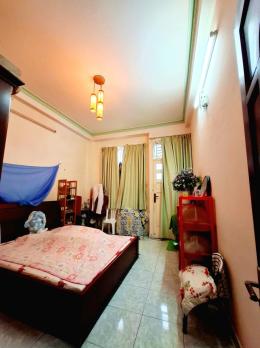 Bán nhà Nguyễn Tri Phương, Phường 8, Quận 10 :  Mô tả: + Ngang 3,6m nở hậu 4m x 13m + Kết cấu 1 trệt 2 lầu và sân thượng