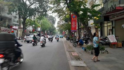 Bán Nhà Mặt Phố Quận Hai Bà Trưng 185m3T MT6,5m Vỉa Hè Phù Hợp 7 Tầng 145 Tỷ Phố Huế.