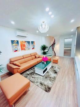 Bán nhà, Hồ Ba Mẫu ( Ô ĐỒNG LẦM) Diện tích 35/38T2 x 7 tầng,mặt tiền 3.6m, giá 8.7 tỷ.