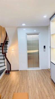 Bán nhà, Hồ Ba Mẫu ( Ô ĐỒNG LẦM) Diện tích 35/38T2 x 7 tầng,mặt tiền 3.6m, giá 8.7 tỷ.