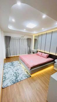 Bán nhà, Hồ Ba Mẫu ( Ô ĐỒNG LẦM) Diện tích 35/38T2 x 7 tầng,mặt tiền 3.6m, giá 8.7 tỷ.