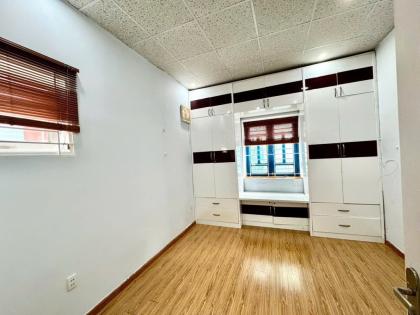 CĂN GÓC 2 MẶT TIỀN, gần Hàng Xanh, giáp Quận 1, 3.7m x 10m, giá chỉ 4.35 tỷ