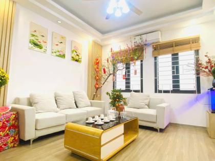Bán nhà ngõ 247 Định Công Thượng, diện tích 41m x 5 tầng, mặt tiền 4m, giá 8,6 tỷ.(
