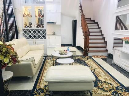 ???? Nhà Đẹp, 5 Tầng, Vĩnh Phúc – Ba Đình, 3 Phòng Ngủ, Thang Máy Nhập Khẩu, Giá Chỉ 7 Tỷ95!