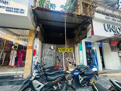 Bán Nhà Mặt Phố Quận Hoàn Kiếm 150m1T 1 SỔ 1 CHỦ Tặng GPXD 82 Tỷ Hàng Bông.