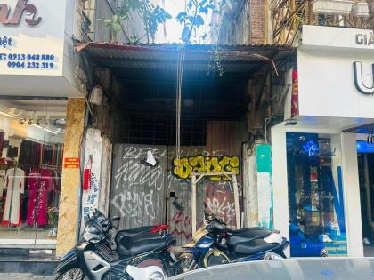 Bán Nhà Mặt Phố Quận Hoàn Kiếm 150m1T 1 SỔ 1 CHỦ Tặng GPXD 82 Tỷ Hàng Bông.
