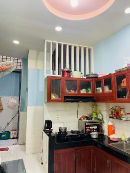Bán Nhà 4 Tầng, Trần Hưng đạo, Q1, 3PN, Giá 5.6 tỷ TL.