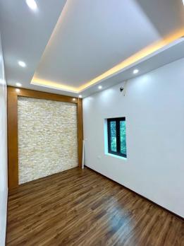 Bán nhà Ngọc Trục, Đại Mỗ, Nam Từ Liêm ô tô đỗ cửa dt 43m 5t mt 4,5m giá 6,8 tỷ