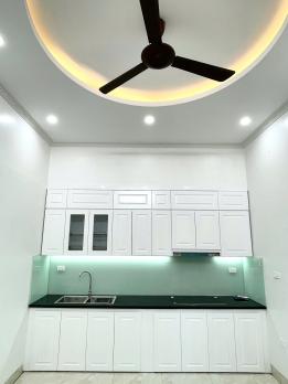 Bán nhà Ngọc Trục, Đại Mỗ, Nam Từ Liêm ô tô đỗ cửa dt 43m 5t mt 4,5m giá 6,8 tỷ