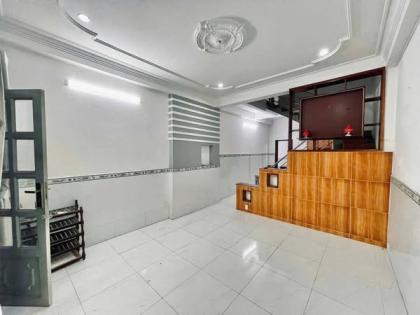 NHÀ HẺM 3M CHUẨN SÁT MẶT TIỀN - P11 GV SÁT NGAY KHU VIP CITYLAND.