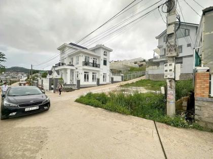 Giảm Sâu 9,2 Tỷ Còn 8,5 Tỷ Ra Lộc Thêm bán đất 2 mặt tiền khu nam hồ phường 11 Đà Lạt