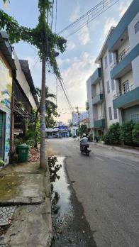 Bán Nhà Quận 2 Nguyễn Duy Trinh 220M2 57Tỷ Lô Góc Ngang 9M