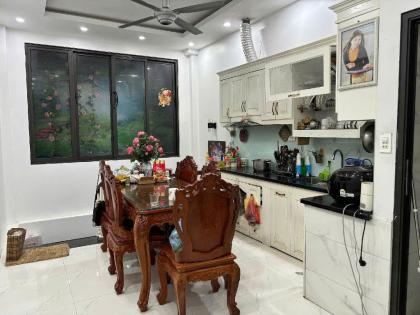 Tôi bán nhà đường Đa Sỹ gần chợ Đa Sỹ mặt tiền rộng, kd đỉnh 36m2 chỉ 7.58 tỷ. Lh 0989626116