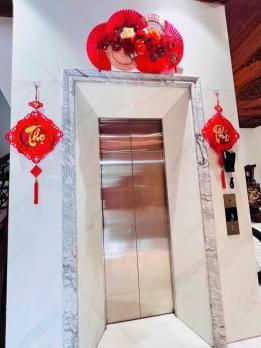 Siêu phẩm 5 lầu mới có T.máy ngang 5m 60m2 vài bước đi siêu thị Emart Phan Huy Ích 9.8 tỷ.