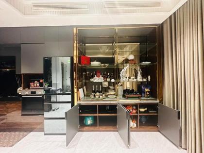 CỰC HIẾM-Bán nhà Mặt Phố Yên Hòa 50m2/7T Thang máy, MT siêu rộng 7m 27 Tỷ