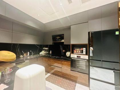 CỰC HIẾM-Bán nhà Mặt Phố Yên Hòa 50m2/7T Thang máy, MT siêu rộng 7m 27 Tỷ