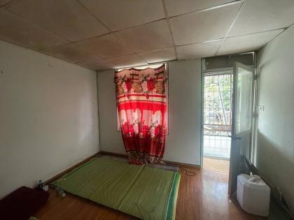 Bán gấp căn hộ tập thể Thành Công, Ba Đình, 70m2, 2 mặt thoáng, ô tô đỗ chân cầu thang