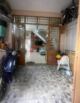 HẺM 3 GÁC THÔNG, Điện Biên Phủ (4.5m x 13m), sát Landmark, nhỉnh 5 tỷ.