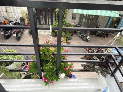 Chính chủ bán nhà CMT8.P5.Q.Tân Bình ( đi hẻm 207 Phạm Văn Hai rộng hơn,thoáng hơn ).Vị trí trung tâm,giáp quận 3,quận 1