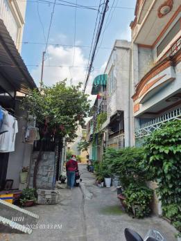 Nhà c4 có gác (4x15) 2/ Quốc Lộ 1A, P.Tân Thới Hiệp, Quận 12