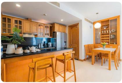 Cho thuê căn hộ Saigon Pavillon, 53 Bà Huyện Thanh Quan Quận 3 : -	Căn 50m2 1PN 1WC đầy đủ nội thất giá 19 triệu/tháng