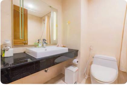 Cho thuê căn hộ Saigon Pavillon, 53 Bà Huyện Thanh Quan Quận 3 : -	Căn 50m2 1PN 1WC đầy đủ nội thất giá 19 triệu/tháng