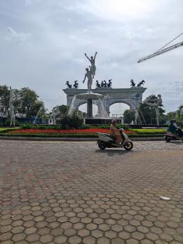 Bán biệt thự  song lập CIPUTRA, 240m2, mt 12m, 60tỷ.