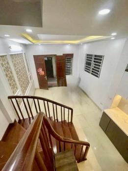 Bán nhà ngõ 34 Lệnh cư, diện tích 34m x 5 tầng, mặt tiền 3.5m, giá 7.95tỷ