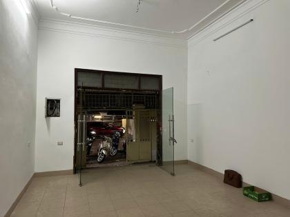 Bán Nhà Mặt Phố Quận Ba Đình 80m4T MT5m Vỉa Hè 3 THOÁNG VIEW Công Viên 52 Tỷ Kim Mã.