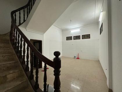 Bán Nhà Mặt Phố Quận Ba Đình 80m4T MT5m Vỉa Hè 3 THOÁNG VIEW Công Viên 52 Tỷ Kim Mã.