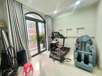 BÁN NHÀ CX LỮ GIA QUẬN 11 ĐƯỜNG 8M .54M.5 TẦNG 5PN.XE NGỦ TRONG NHÀ 15.95 TỶ