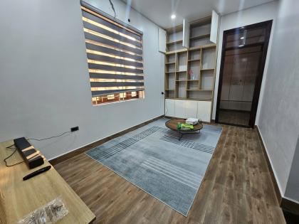 Bán nhà Nam Từ Liêm ô tô vỉa hè rộng kinh doanh đẹp dt 152m 5t mt 10m giá 33 tỷ
