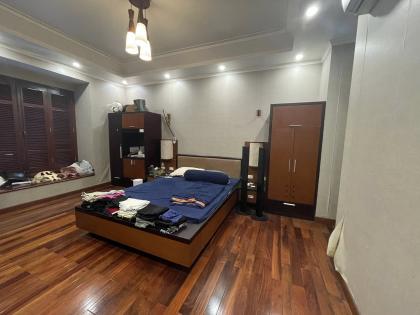 Biệt thự 4T, Văn Quán, DT 240m2, MT10m, 63 tỷ Hà Đông