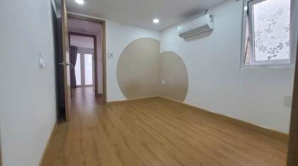 NHÀ MỚI Phố ẩm thực VẠN KIẾP, hẻm Ba Gác, 3PN, NỞ HẬU, giá chỉ 4.5 tỷ.