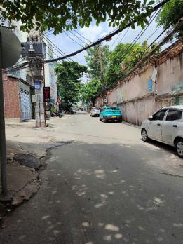 HẺM ÔTÔ 4.5m, Nhà 2 tầng, sổ NỞ HẬU tài lộc, giá chỉ 4.5 tỷ.